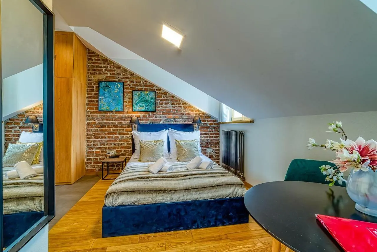 Aparthotel Delta Top Krakow Poland
